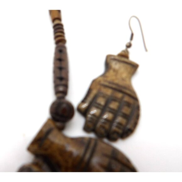 African Hand Carved Wood Necklace and Earing Set, Hands New - Picture 4 of 5